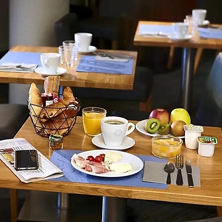 Hotel Kyriad Orly Aeroport Athis-Mons