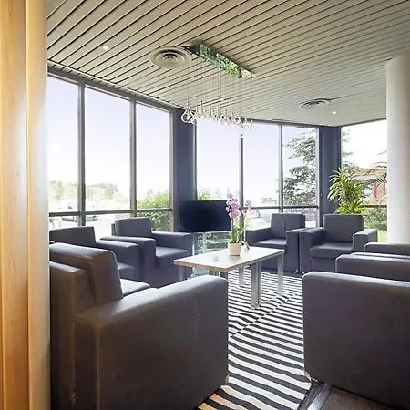Kyriad Orly Aeroport 3*