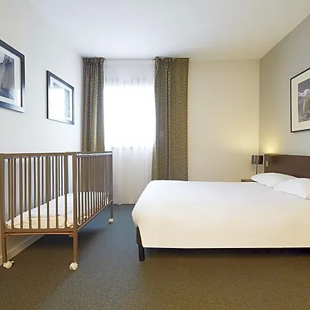 Hotel Kyriad Orly Aeroport